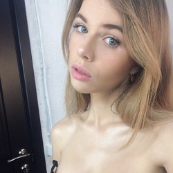 Шлюха Вика 2411